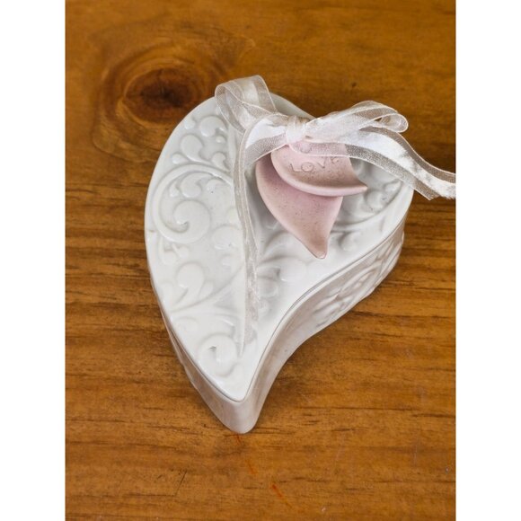 Lenox Jewelry - Lenox Heart Trinket Box, New In Box